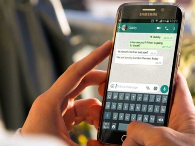 Whatsapp può essere molto comodo per inviare messaggi e file ma si deve rispettare la privacy