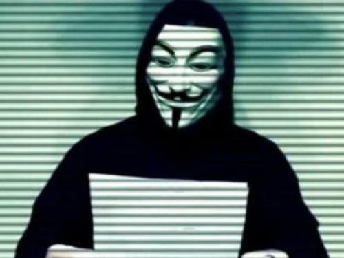 A chiusura della "Settimana nera" di Anonymous Italia diffusi anche i dati di ministeri e polizia