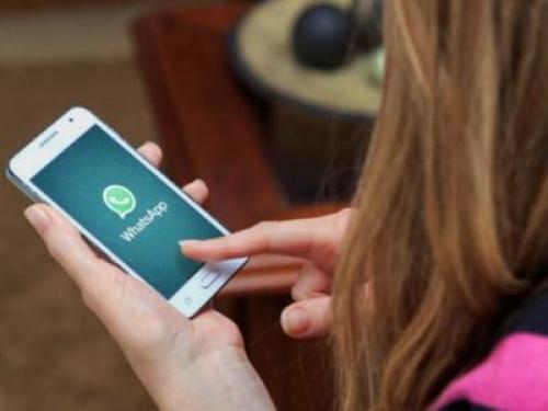 "Sono il tuo vicino di numero", la nuova sfida su WhatsApp tra ilarità e violazioni della privacy