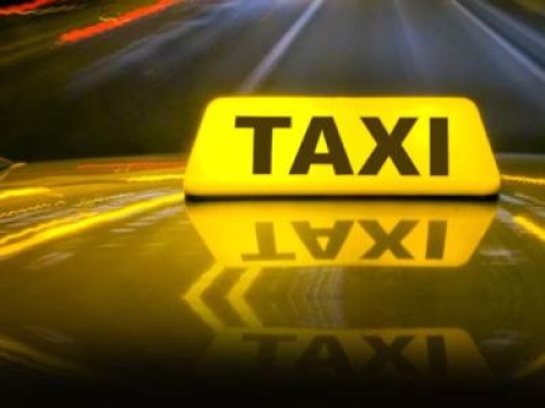 Paesi Bassi: i dati dei clienti del servizio taxi finivano in Russia, multa da 100 milioni di euro per trasferimento illecito