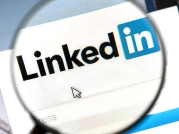 Sud Africa: Linkedin accusato di violare la privacy degli utenti utilizzando senza consenso i loro dati per addestrare l’intelligenza artificiale