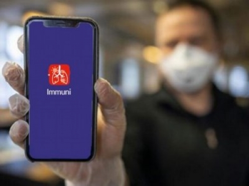 Garante Privacy, sì alla nuova funzionalità dell’app Immuni che permette a un positivo al Covid-19 di allertare i propri contatti stretti